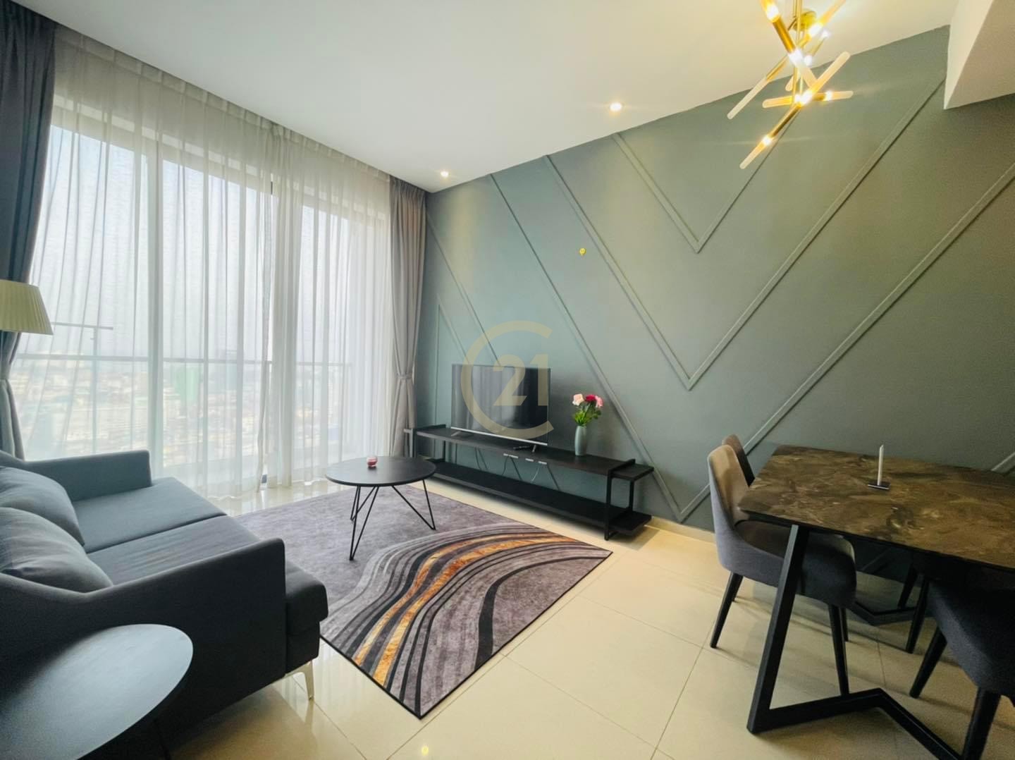 Condo for rent at Skyline
