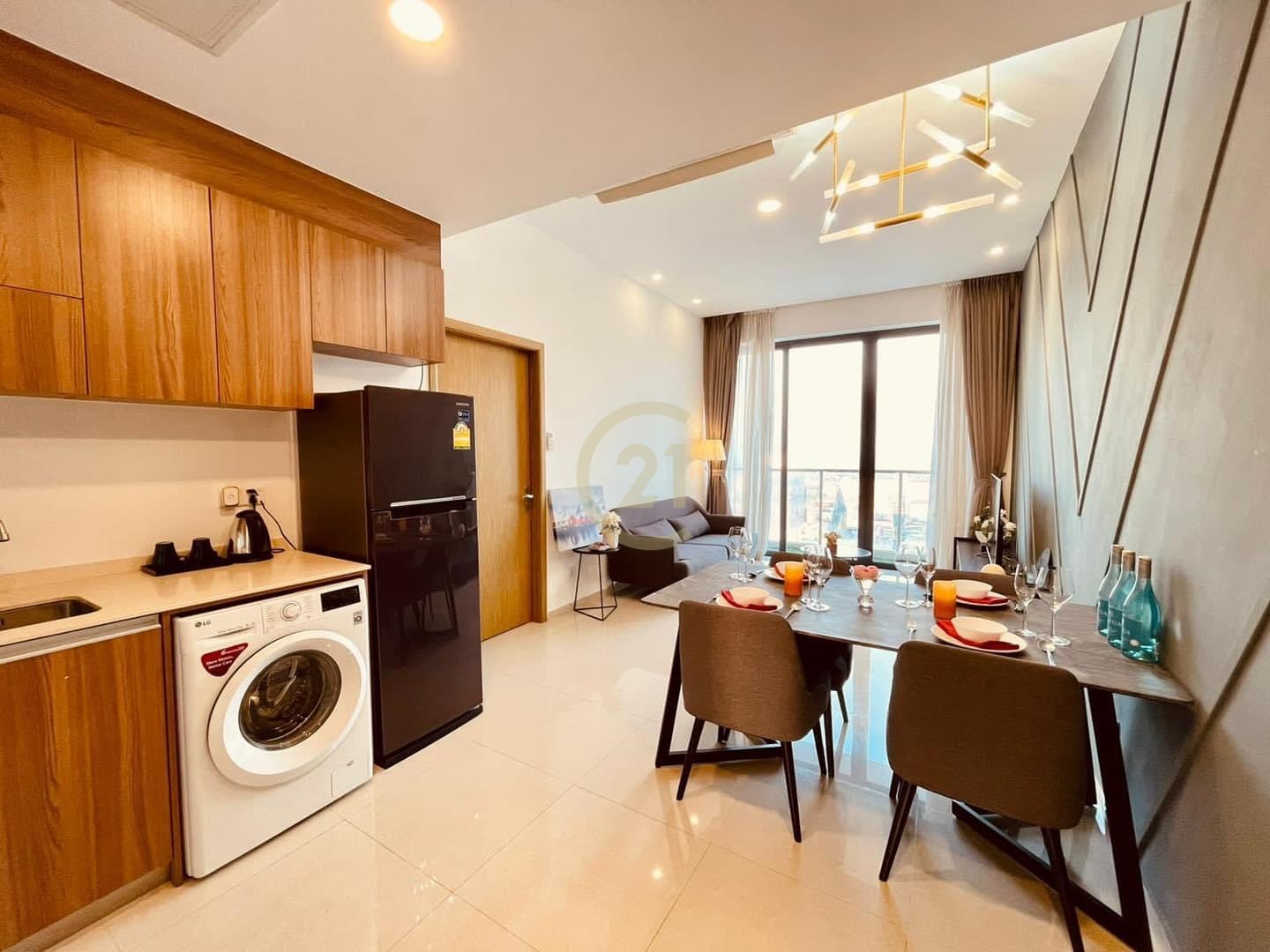 Condo for rent at Skyline