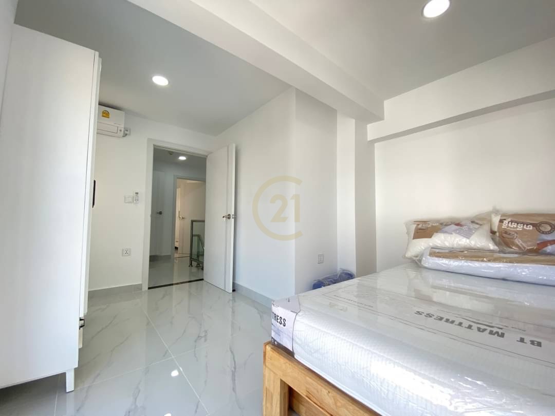 New Brand 2 Bedrooms Condo For Rent Located Tonle Bassac Land