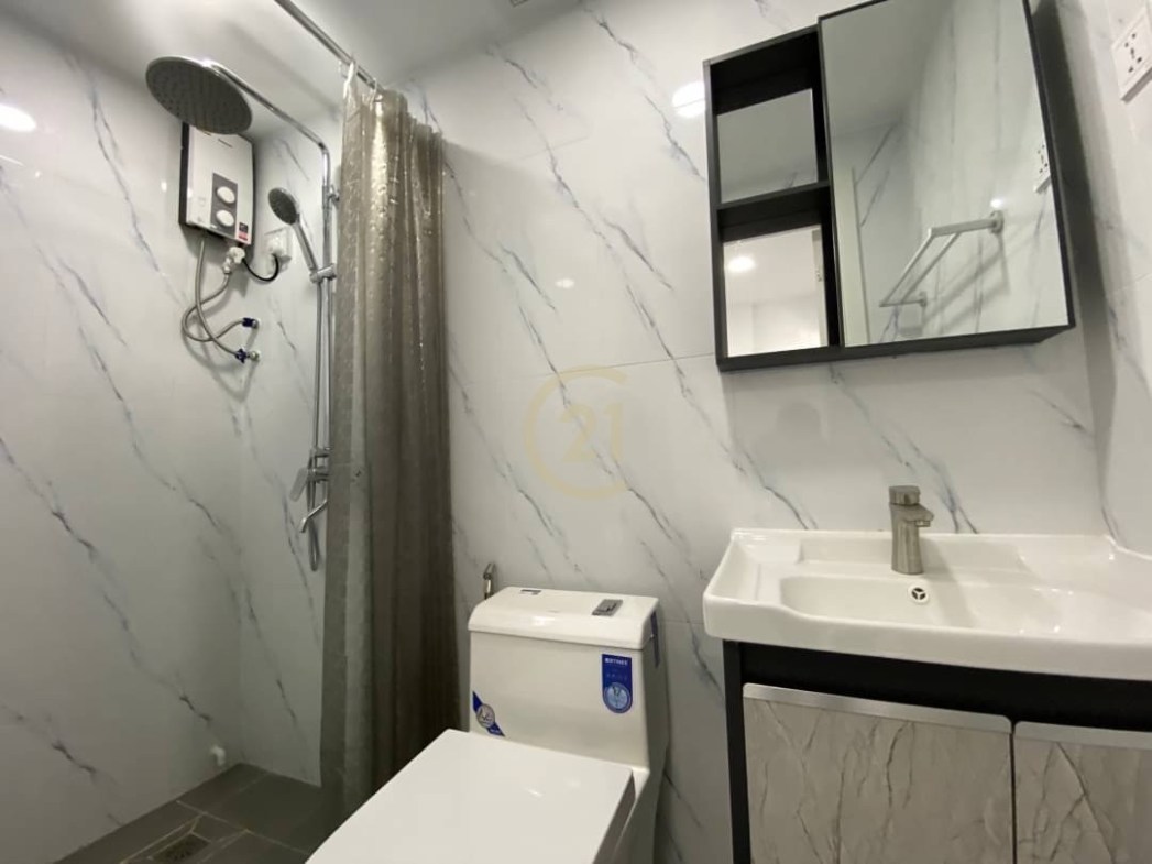 New Brand 2 Bedrooms Condo For Rent Located Tonle Bassac Land