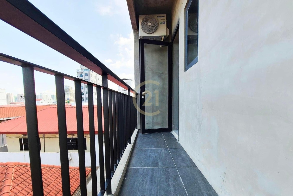 Duplex Apartment 1 Bedroom for rent in Toul Tumpoung 1
