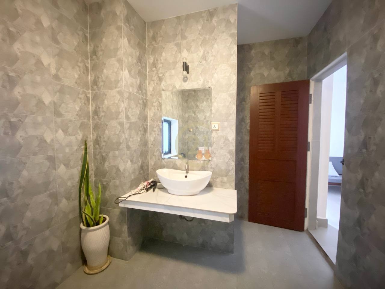 Lovely 2 Bedroom Apartment For Rent