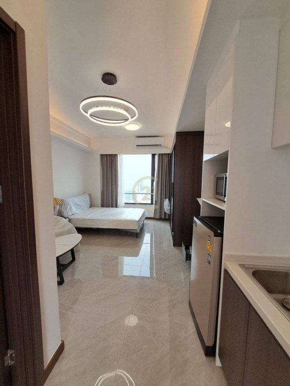 Brand new studio room for rent at BKK2