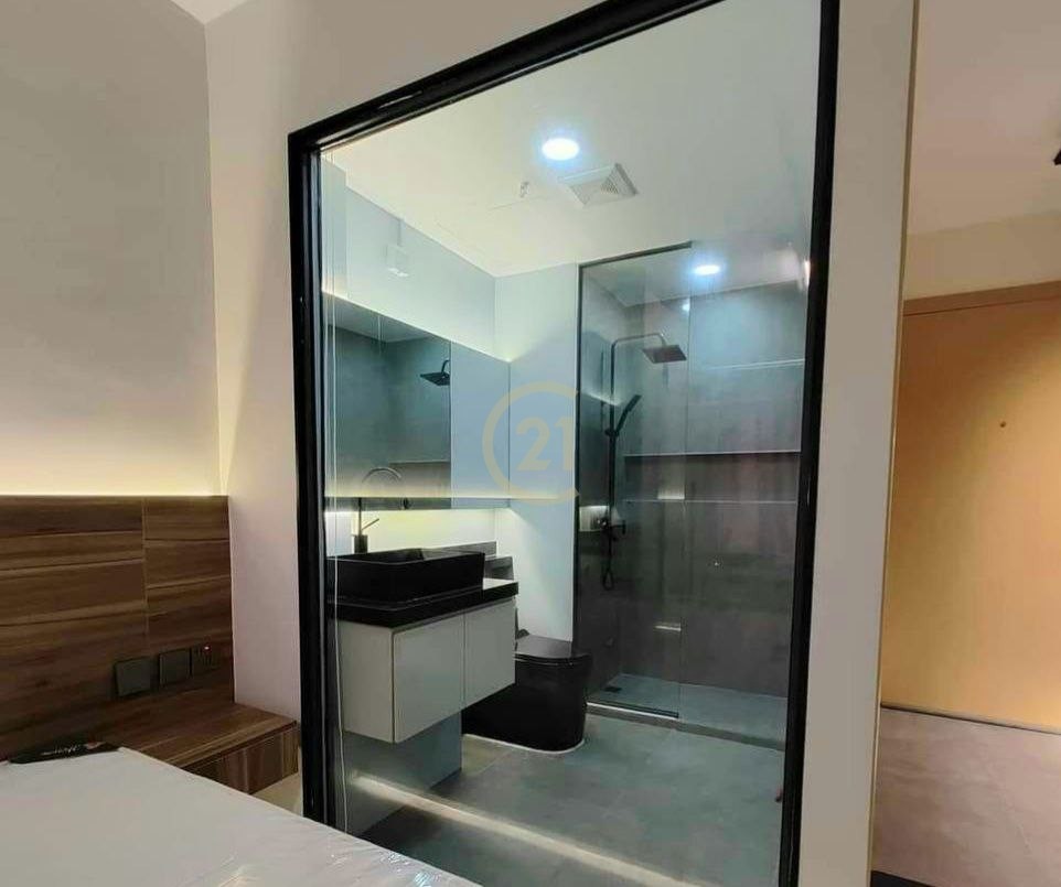 Brand new studio room for rent at BKK2