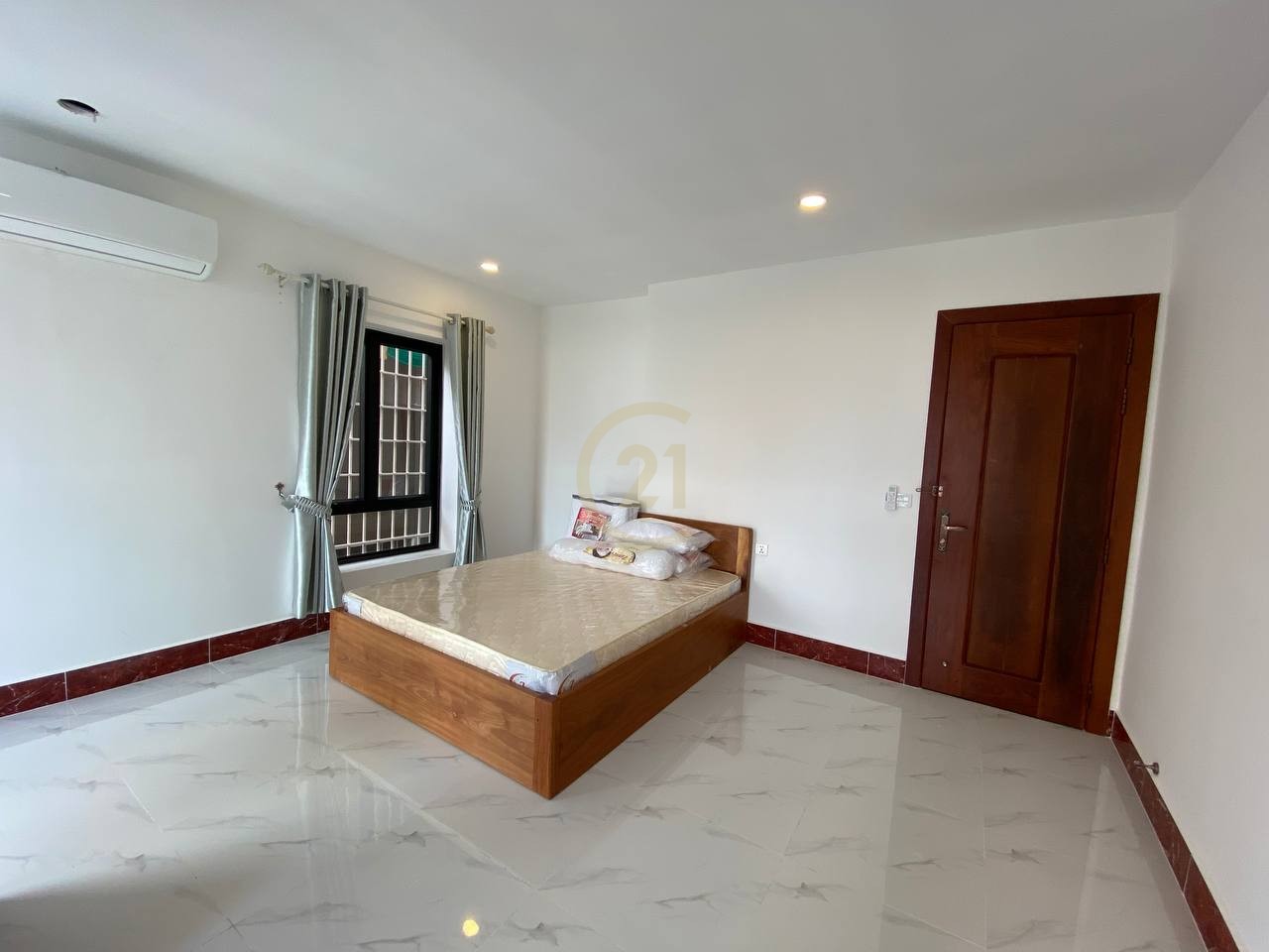 Brand new one bedroom for rent at Toul Tompong1