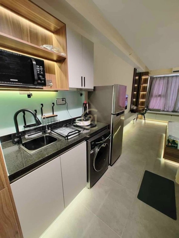 Brand new studio room for rent at BKK2