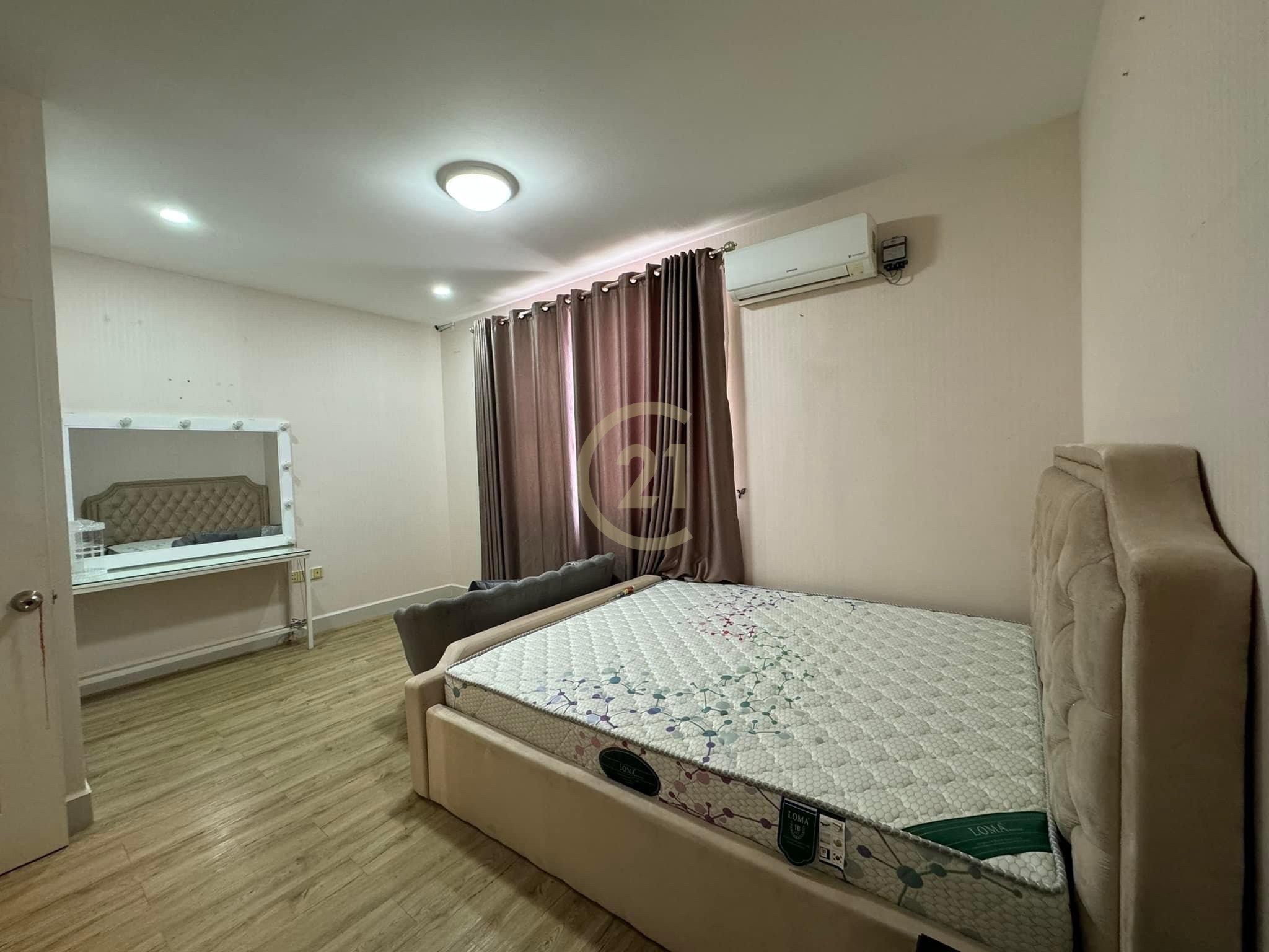 0322DB0F-85B9-42D9-BCC5-99BAEF821B1A Beautiful Shophouse For Rent Located Peng Hout Beong Snor