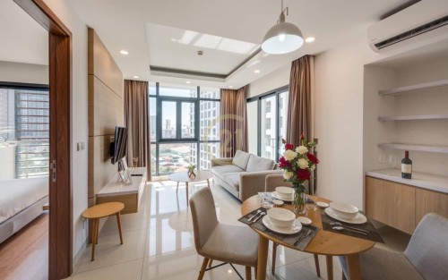 1 LUXERY ONE BEDROOM FOR RENT