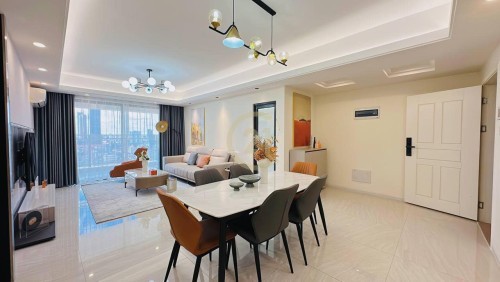 LUXERY THREE BEDROOM FOR RENT