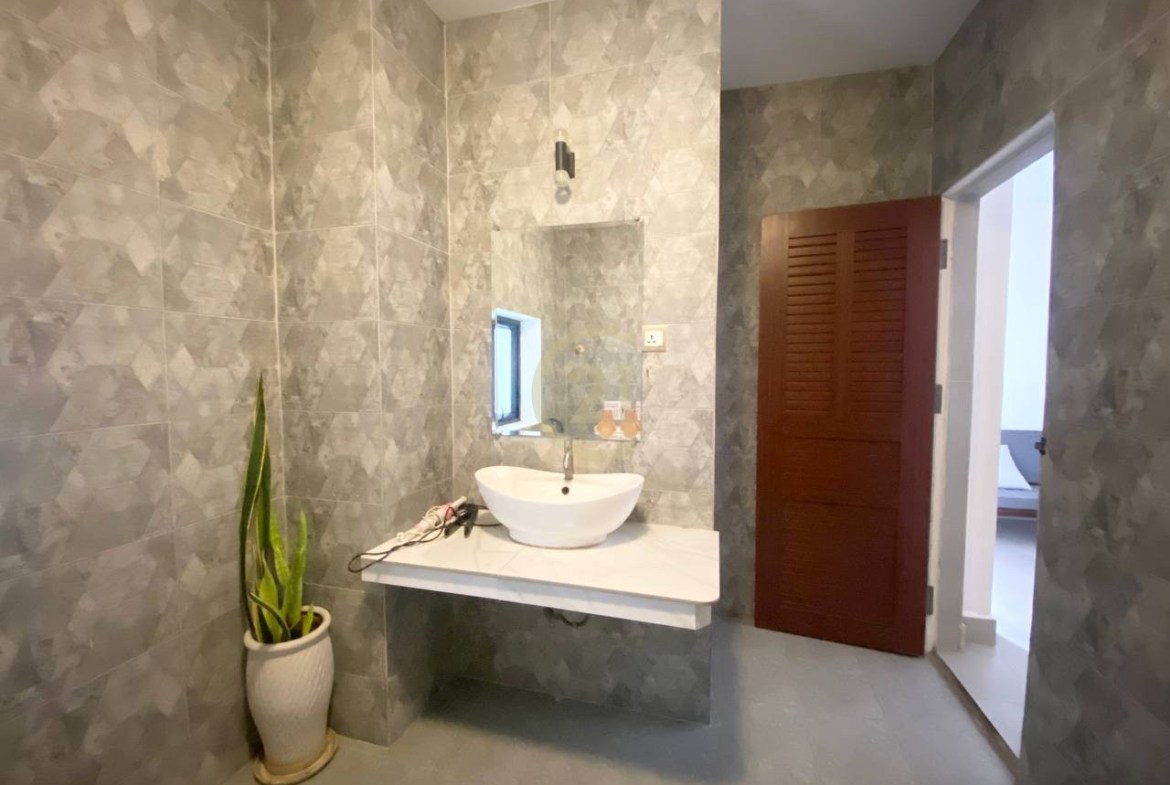 Brand new two bedroom for rent at Dounpenh