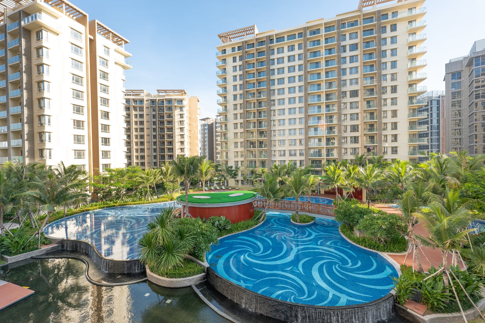Luxury one bedroom for rent with fully furniture