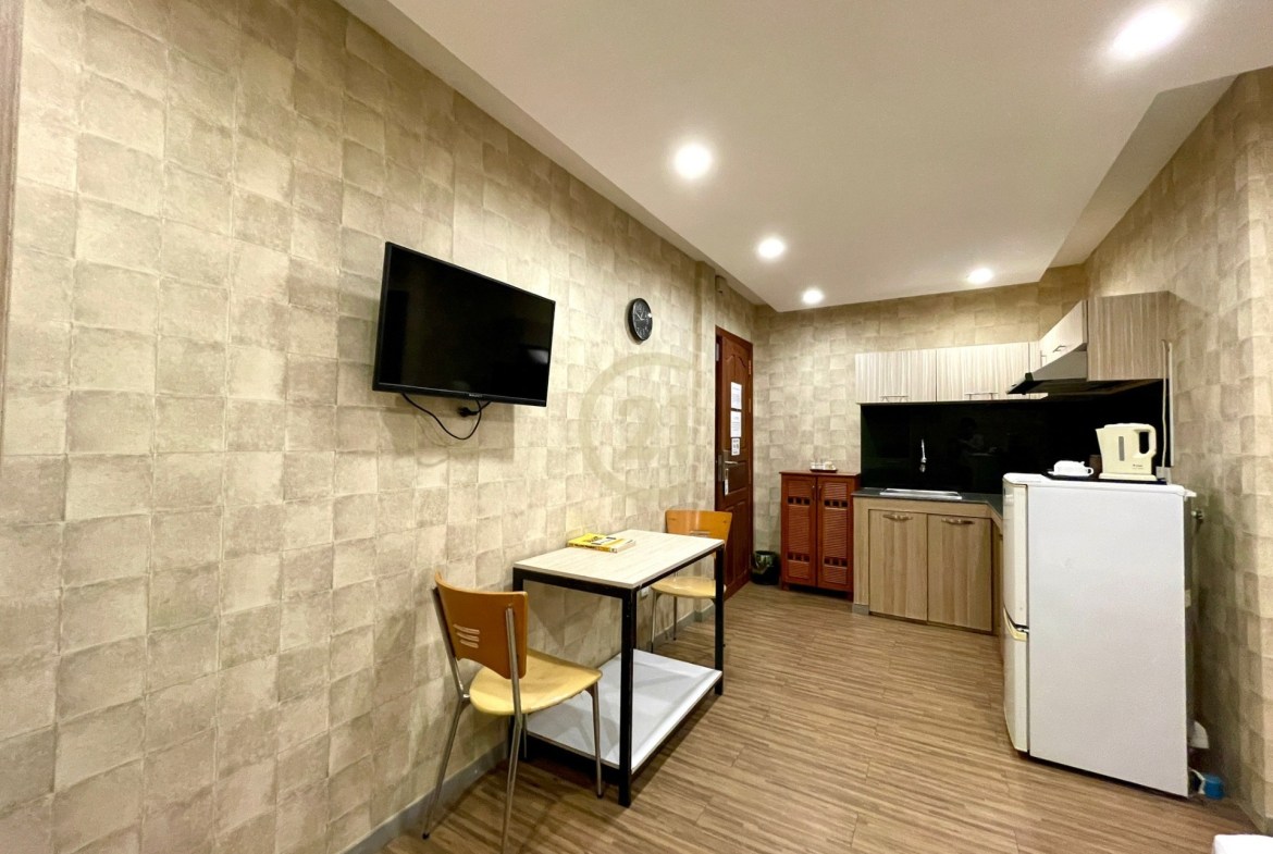 Modern studio room for rent at BKK2