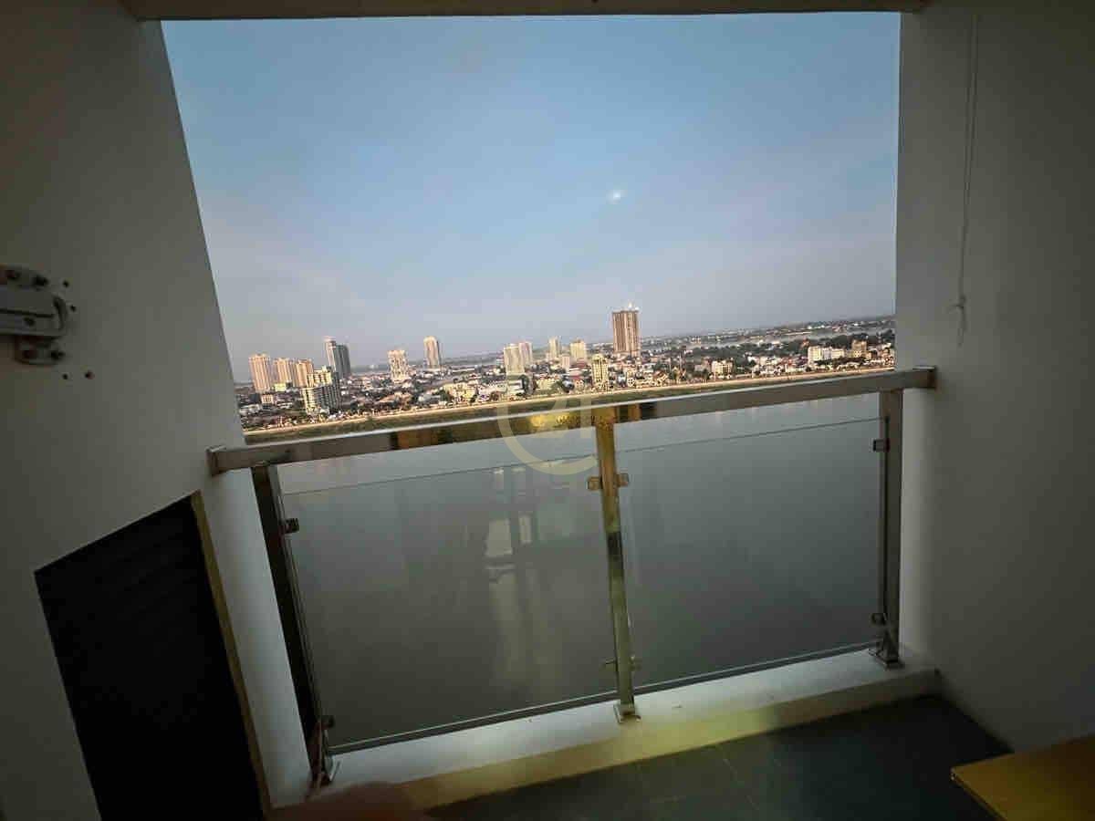 Nice Studio Room With THe Most Stunning View ( Riverside )