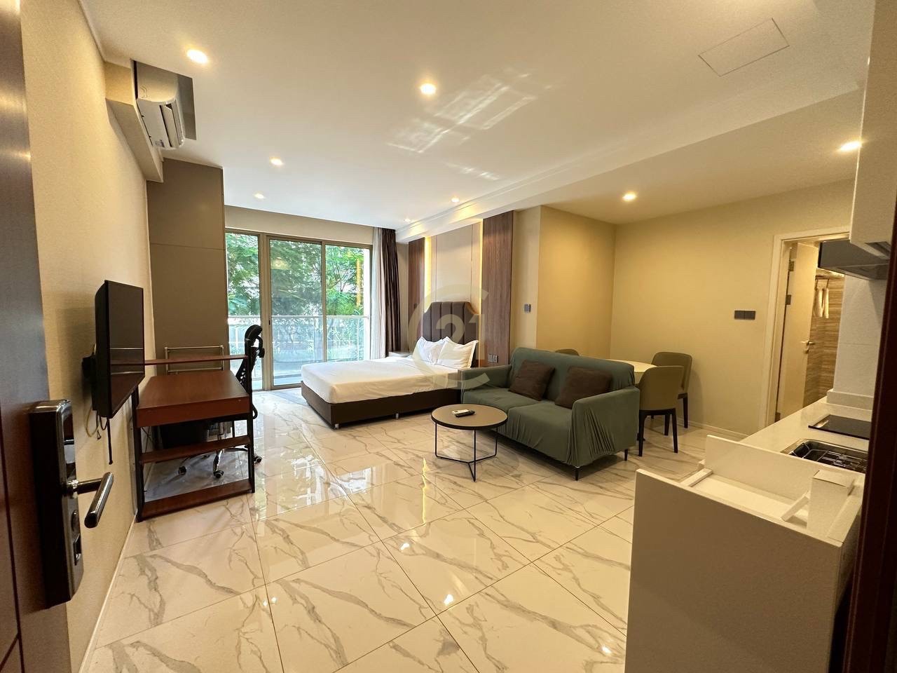 Beautiful Studio Room Available Toul Kork Area