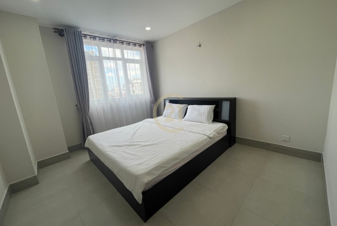 Spacious 3 Bedroom Available Olympic Area