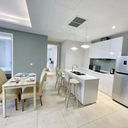 LUXERY THREE BEDROOM FOR RENT