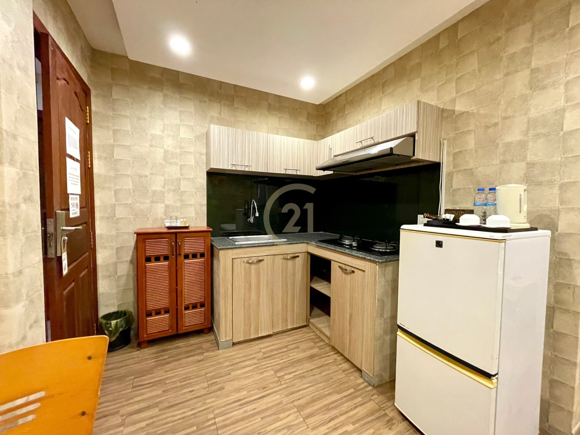 Modern studio room for rent at BKK2