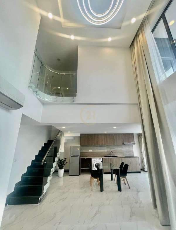 Luxury three bedroom for rent with fully furniture
