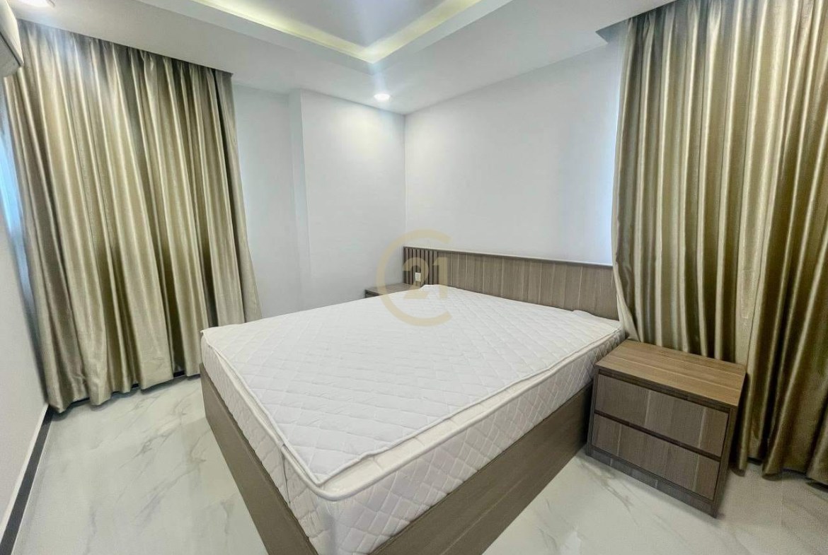 Luxury three bedroom for rent with fully furniture