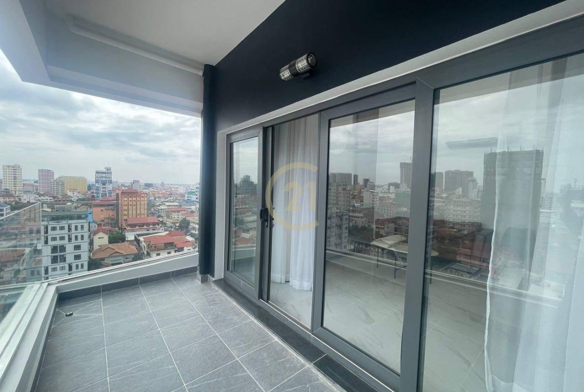 Luxury three bedroom for rent with fully furniture