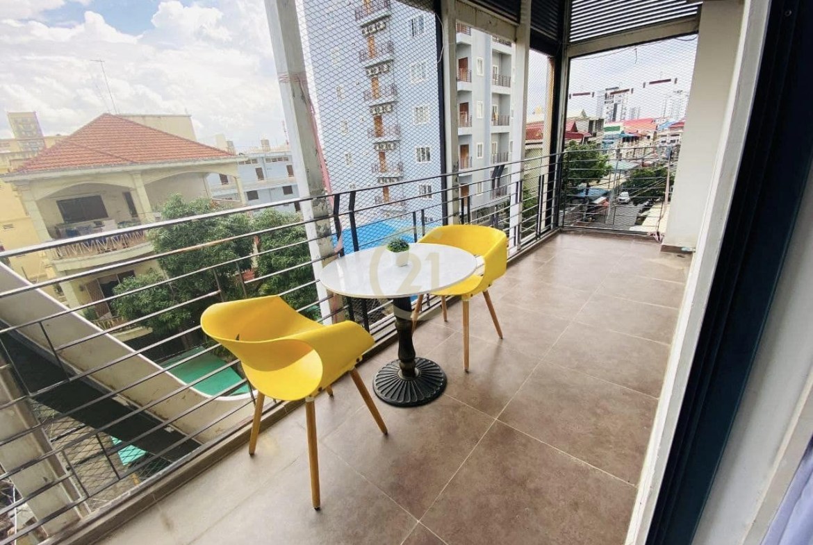 Cheapest two bedroom for rent with fully furniture