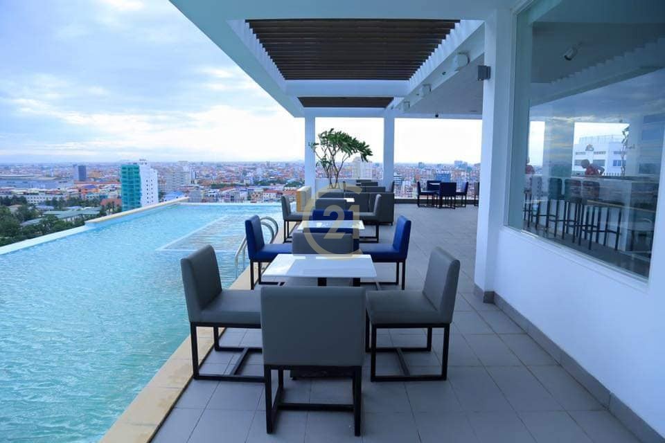 Beautiful 3 bedrooms Penthouse With Fully Furnished (TTP)