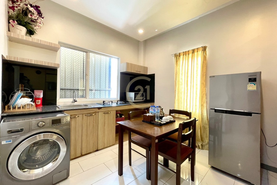 Beautiful 2 bedroom for rent at BKK2