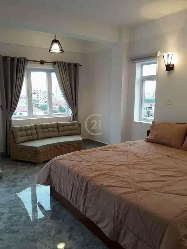 4C87C977-B5D6-413E-B817-327E88D97A23