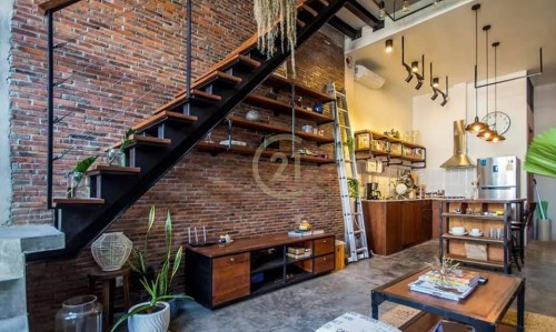 5 RENOVATE TWO BEDROOM FOR RENT