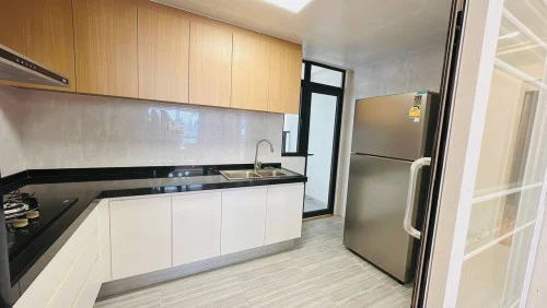 LUXERY THREE BEDROOM FOR RENT