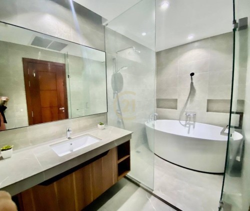 5 MODERN ONE BEDROOM FOR RENT