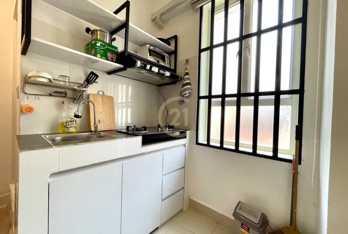 Brand New studio room for rent at BKK3