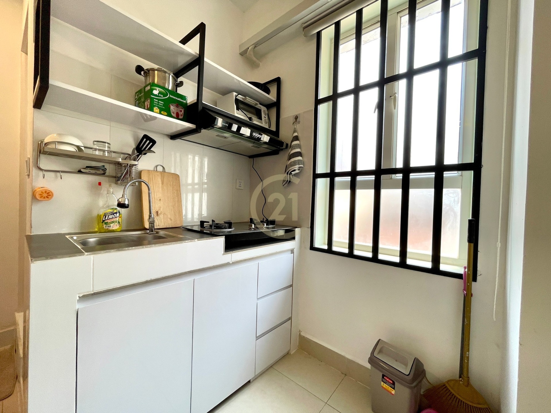 Brand New studio room for rent at BKK3