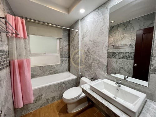 LUXERY ONE BEDROOM FOR RENT