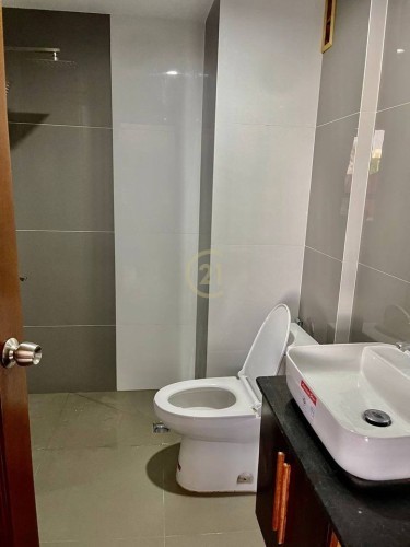 CLASSIC ONE BEDROOM FOR RENT