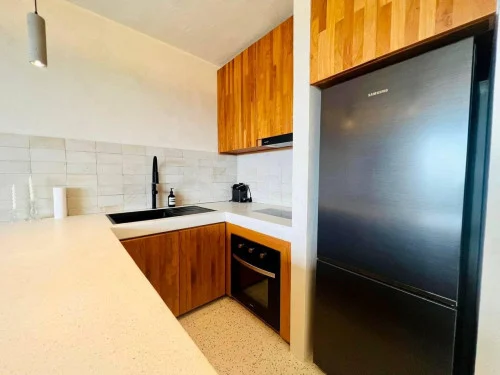 WESTERN DUPLEX ROOM FOR RENT