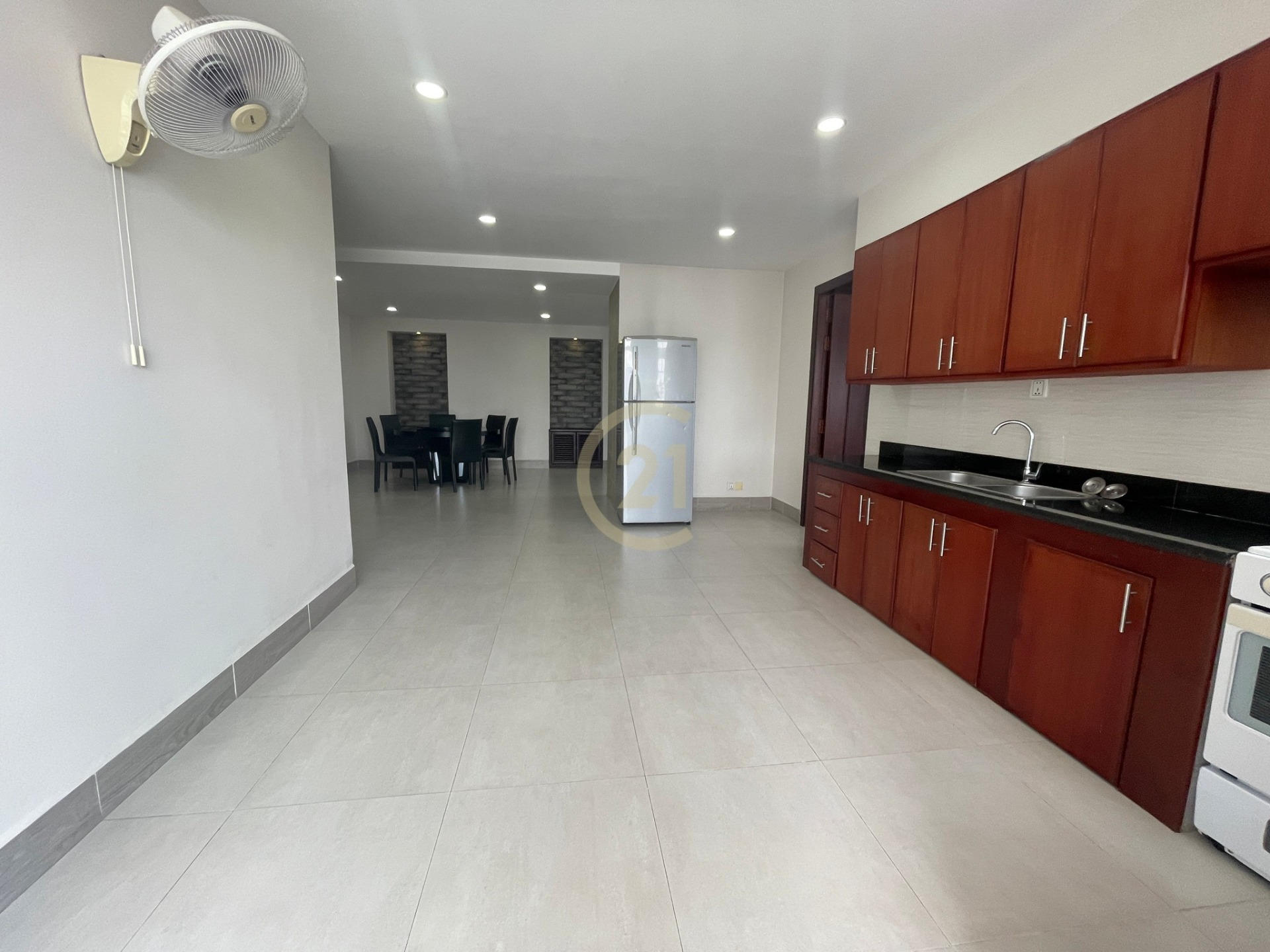 Spacious 3 Bedroom Available Olympic Area