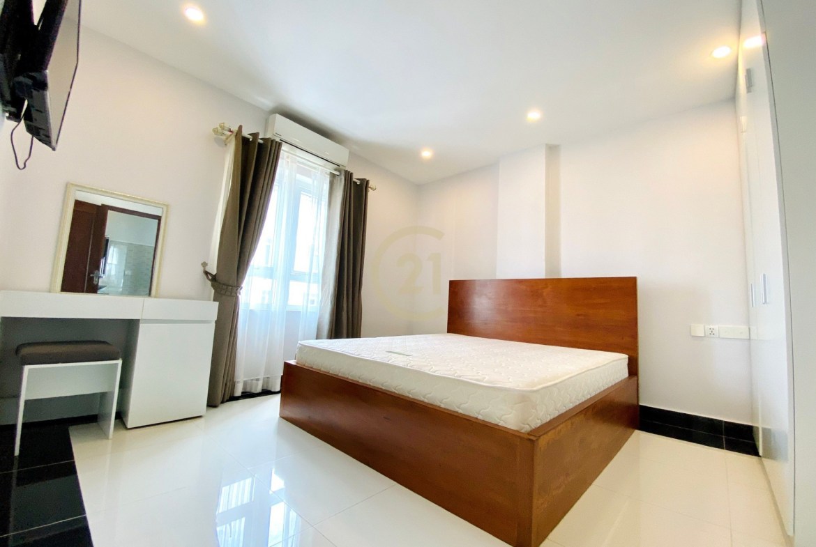 Modern Two bedroom for rent at Boeng Trobaek
