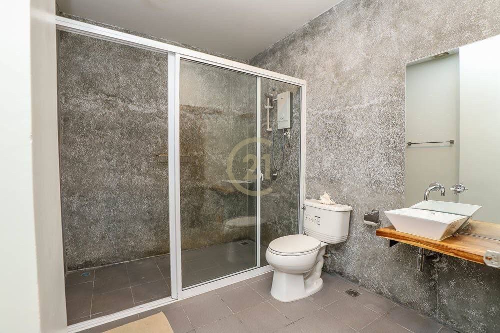 6E03475C-4F5F-41D0-BAA9-4F75F3712D4D Khmer Style Apartment 3 Bedroom Available BKK3