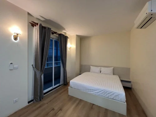 LUXERY ONE BEDROOM FOR RENT