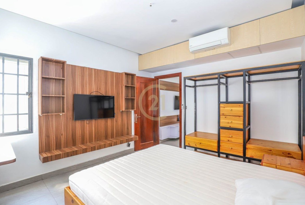 Modern one bedroom for rent at DounPenh