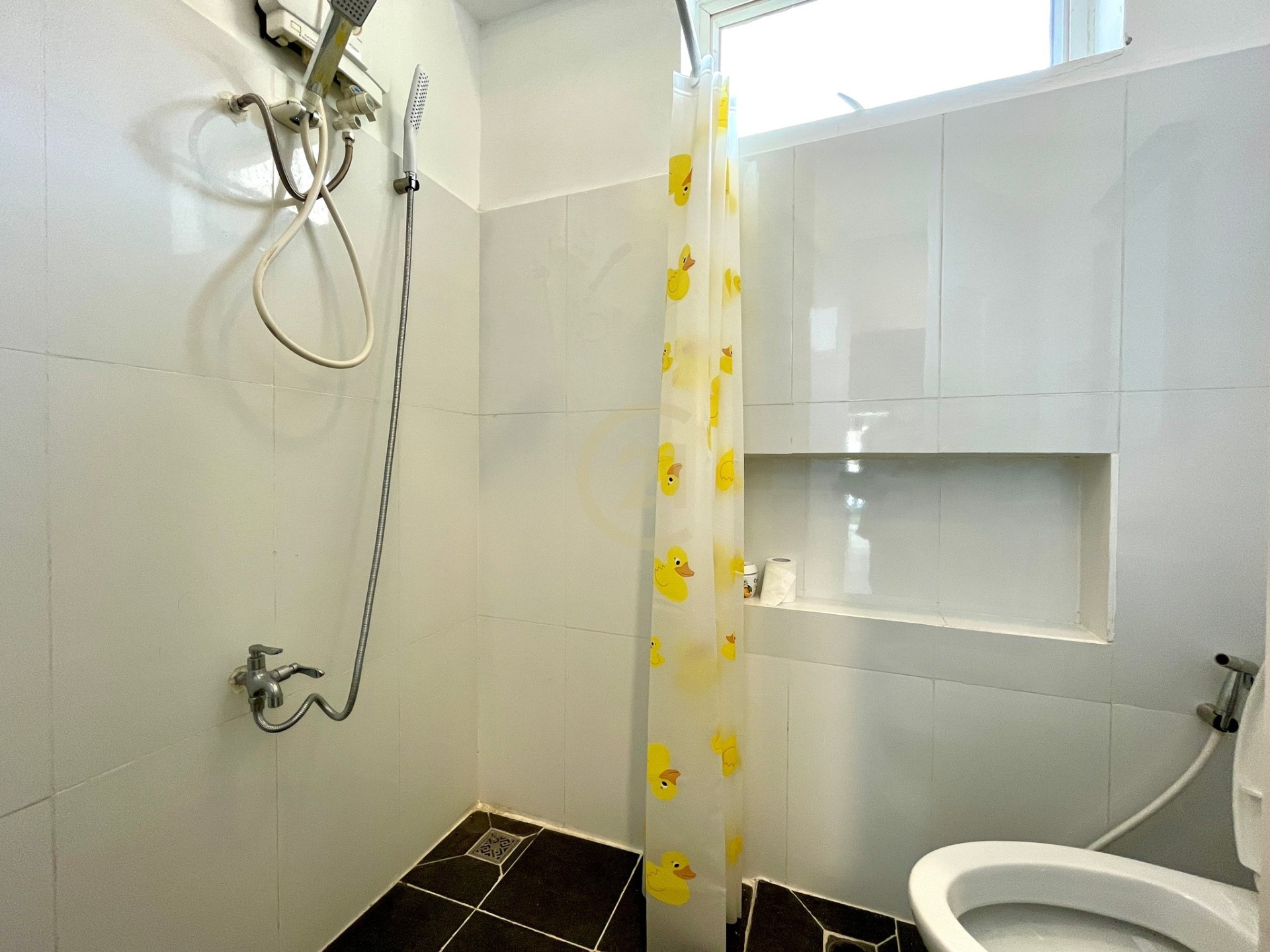 Brand New studio room for rent at BKK3