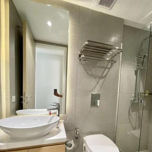 LUXERY THREE BEDROOM FOR RENT