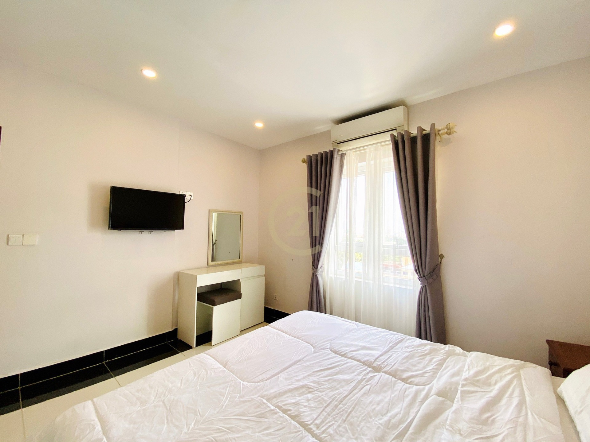 Modern Two bedroom for rent at Boeng Trobaek