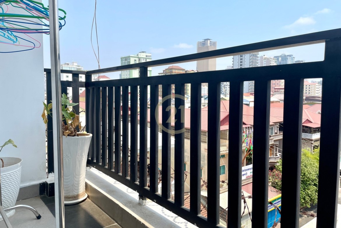 Nice 2 bedroom for rent at BKK3