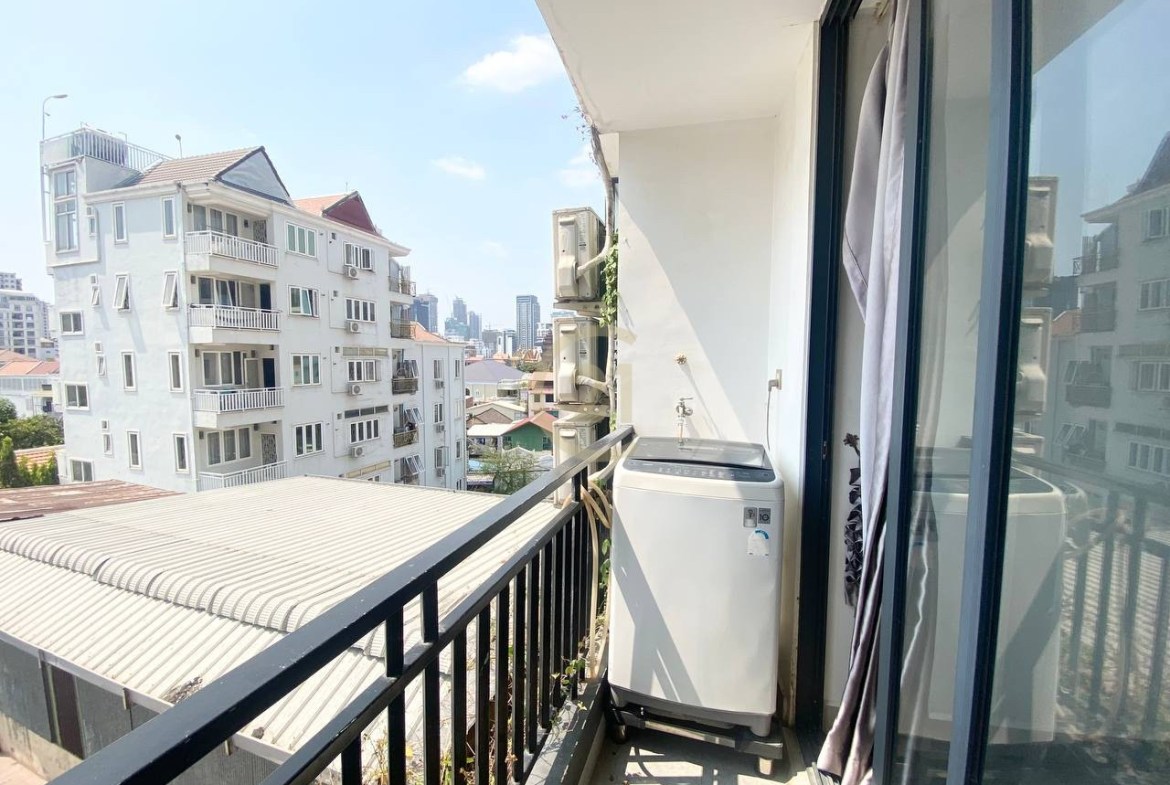 Brand new two bedroom for rent at Dounpenh