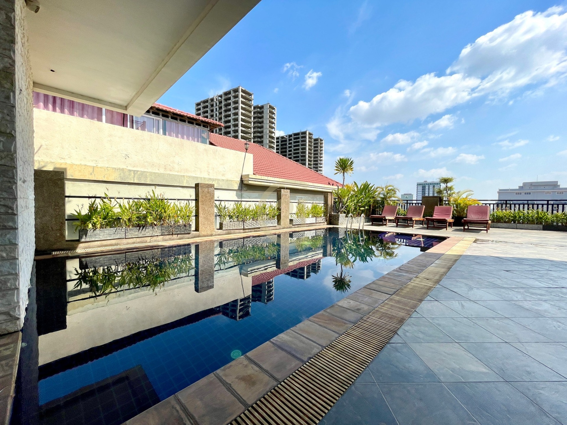 Nice One bedroom for rent at Toul tom pong