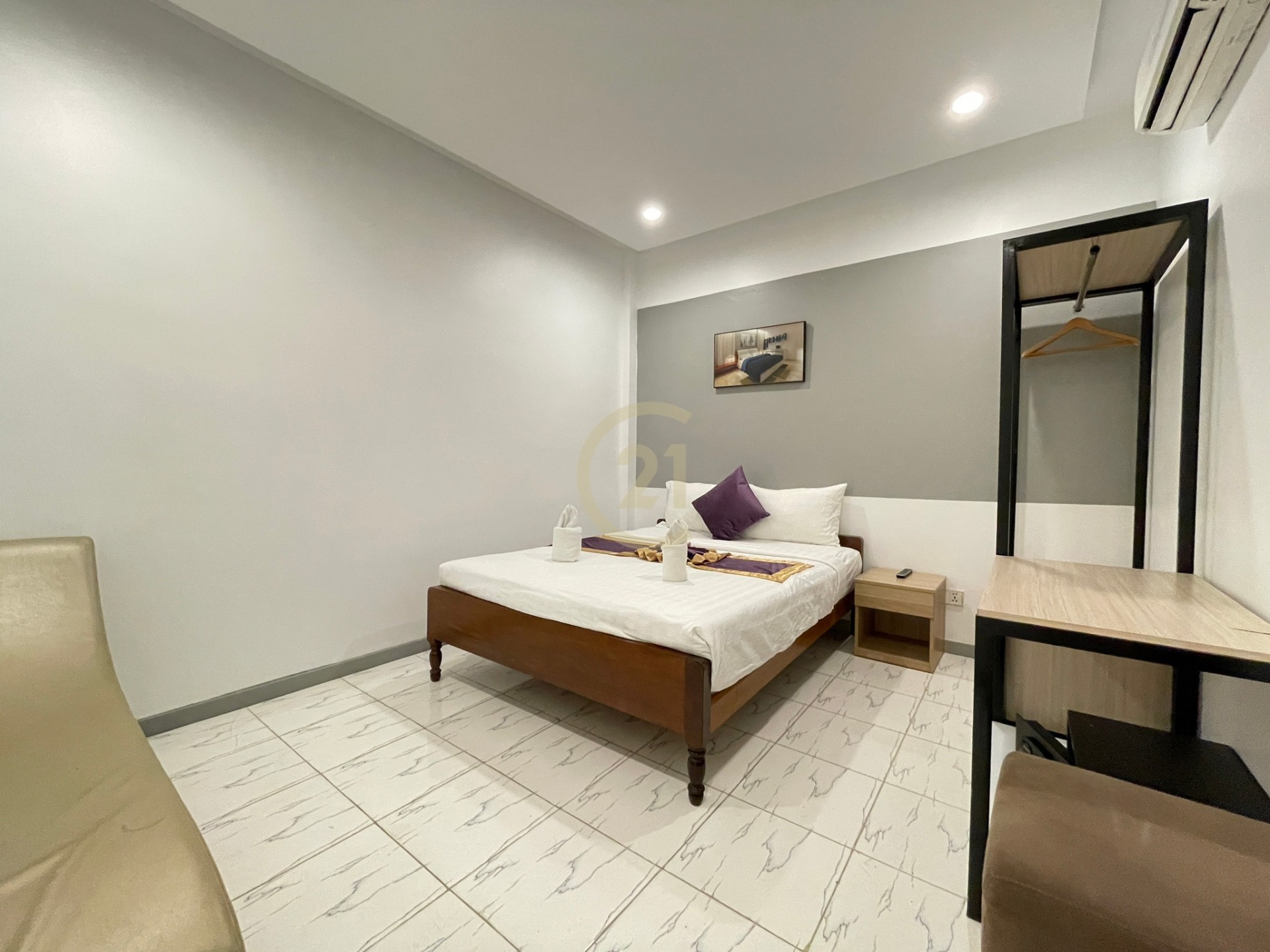 Beautiful 2 bedroom for rent at BKK2