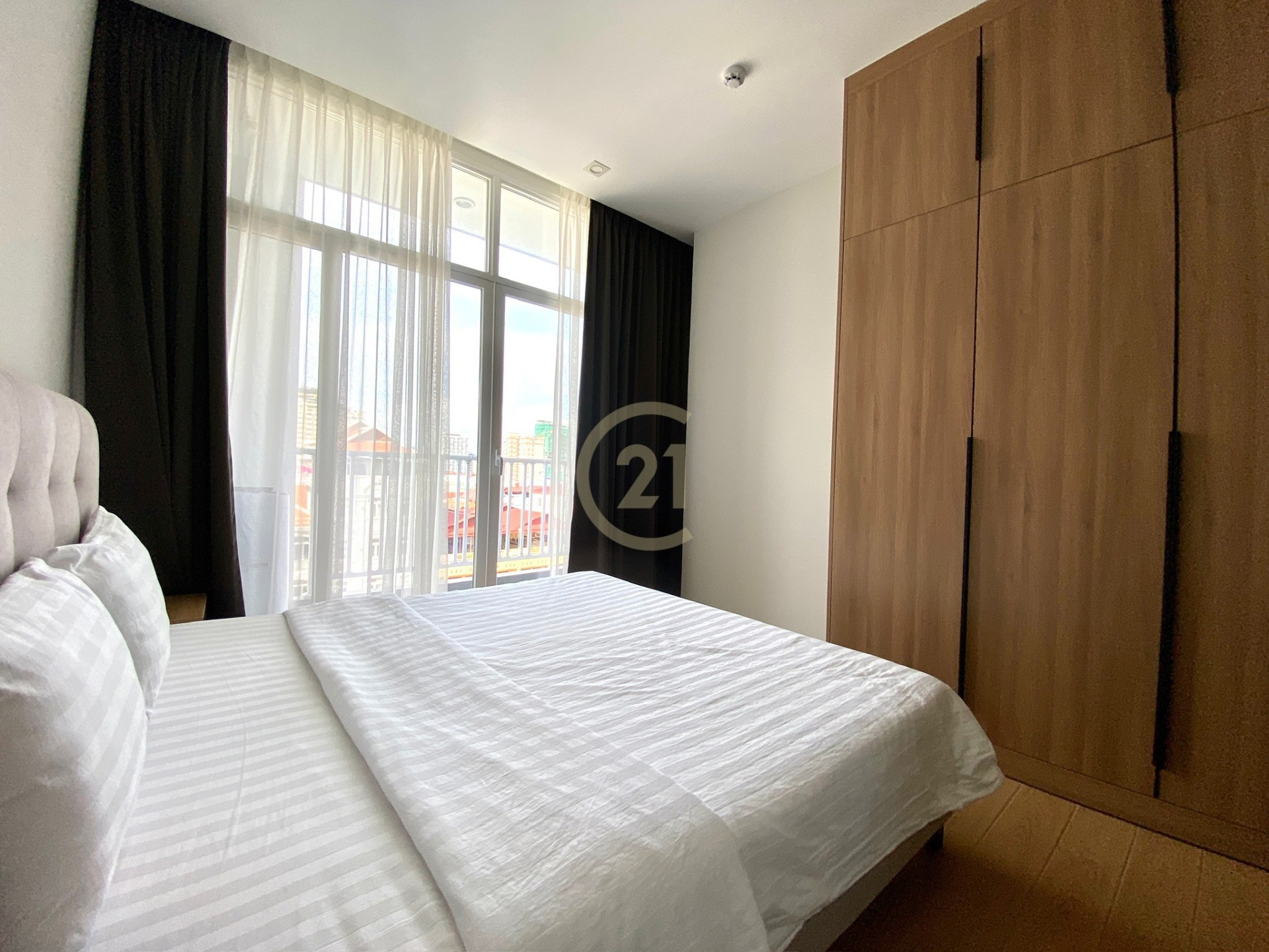 Nice Flat One Bedroom Apartment available BKK3 For Rent