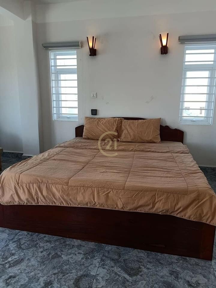 E2DF4254-72B2-4728-ADCB-B9F64D704B4E